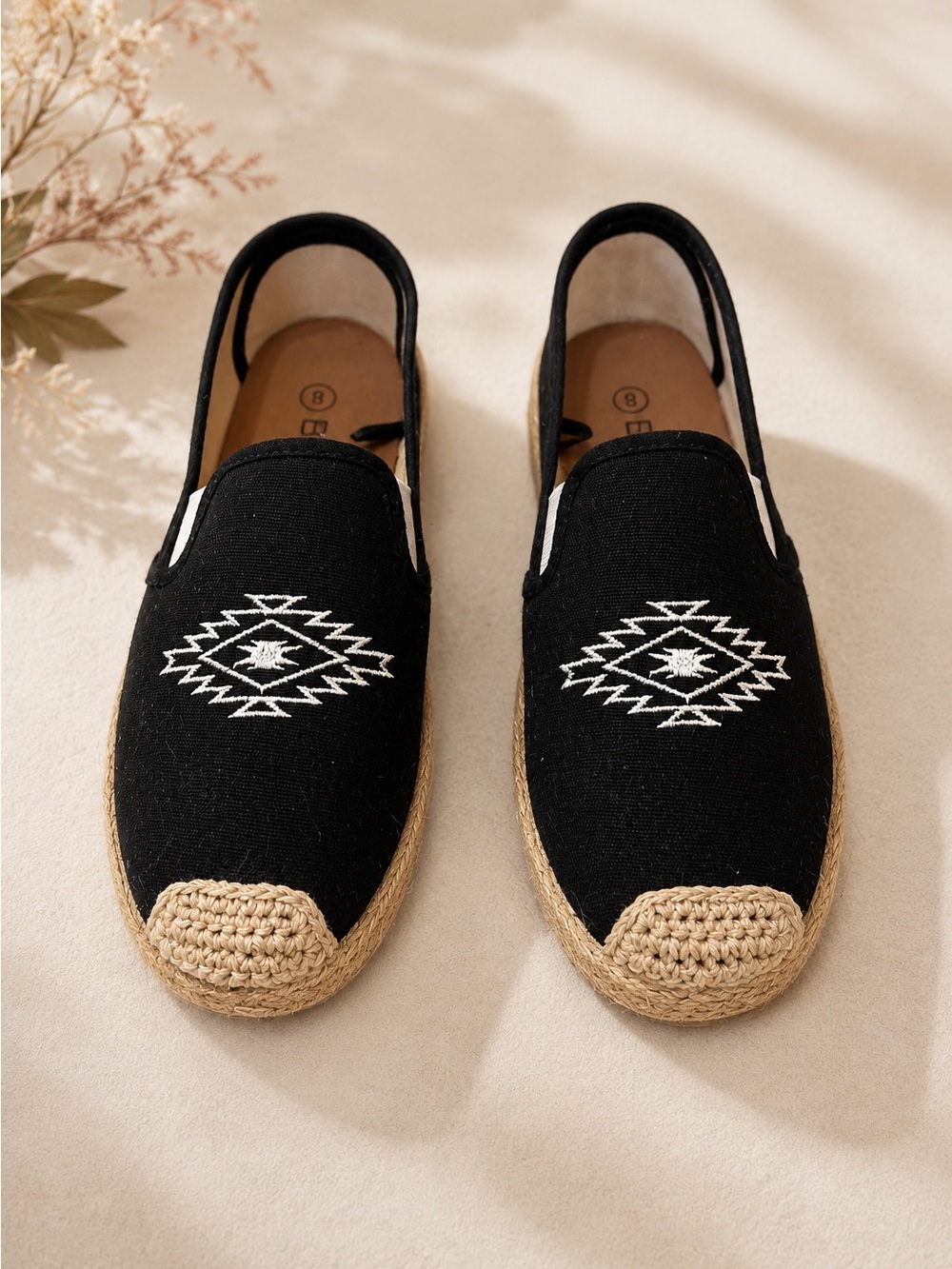 B&CO Black Embroidered Espadrille Slip-On Flats Women’s Size 8 Boho Coastal